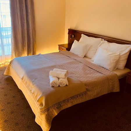 A01 Sétány-Silverine Apartmanház-Őrzött parkolóval Balatonfüred Kültér fotó