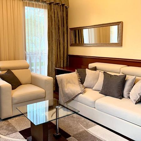 A01 Sétány-Silverine Apartmanház-Őrzött parkolóval Balatonfüred Kültér fotó